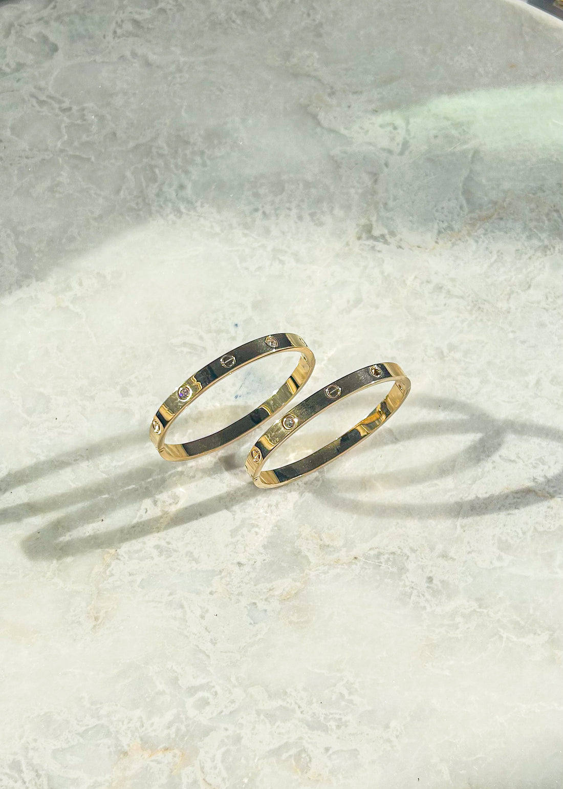 GOLDEN STONE BANGLE (STAINLESS STEEL)