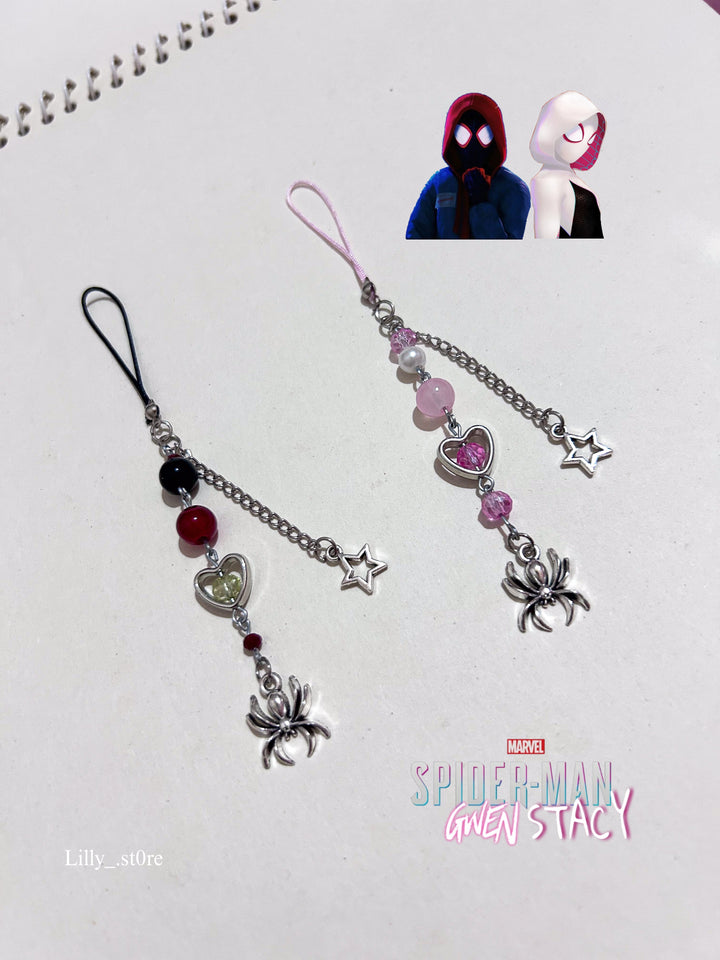 SPIDERMAN & GWEN STACY PHONE CHARMS